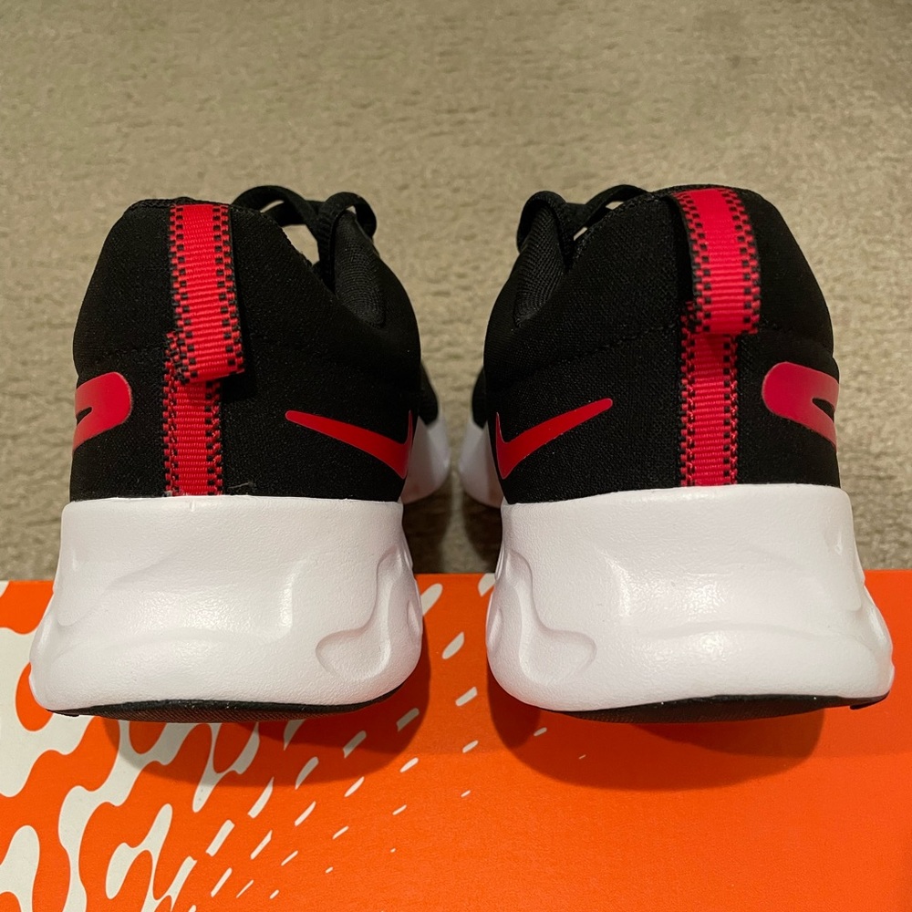 Nike Renew Retaliation 3 Men's Training Shoes brand new size 10 - Picture 3 of 7